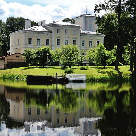 Igates Pils Hotell Sigulda Eksteriør bilde